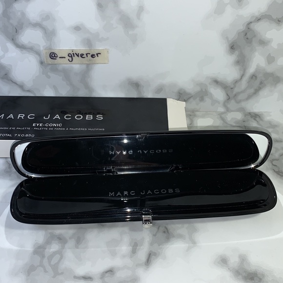 Scandalust MARC JACOBS BEAUTY EYE-CONIC MULTI-FINISH EYESHADOW PALETTE - Picture 10 of 16